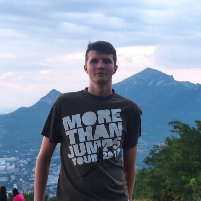 Максим Трофимов